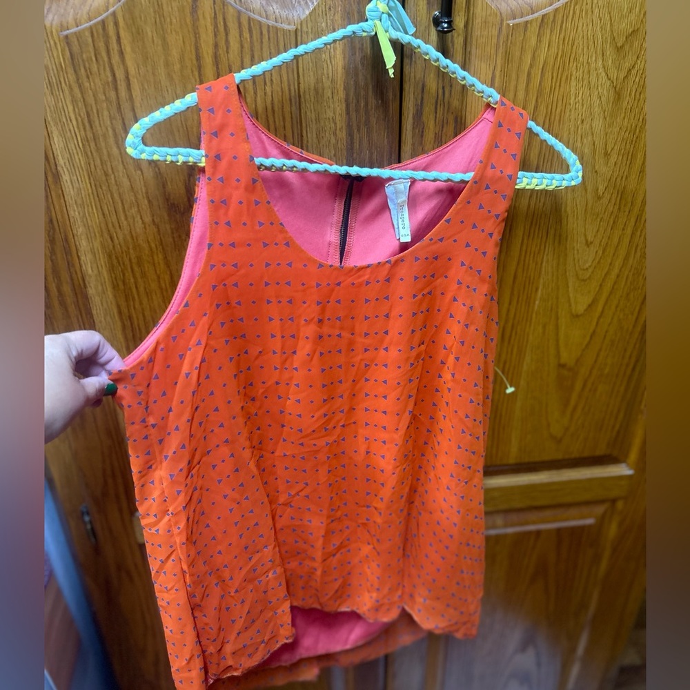 Sleeveless top
